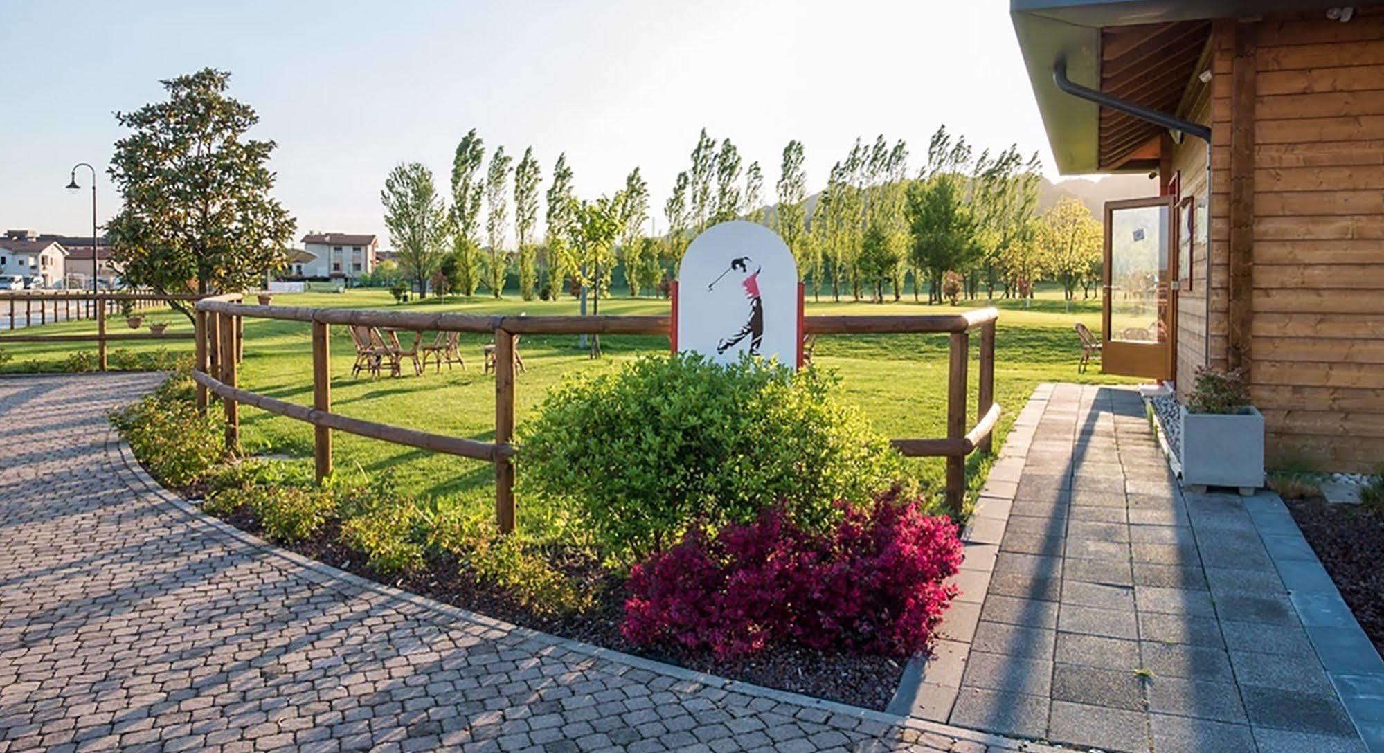 Marco Polo Hotel Виторио Венето Екстериор снимка